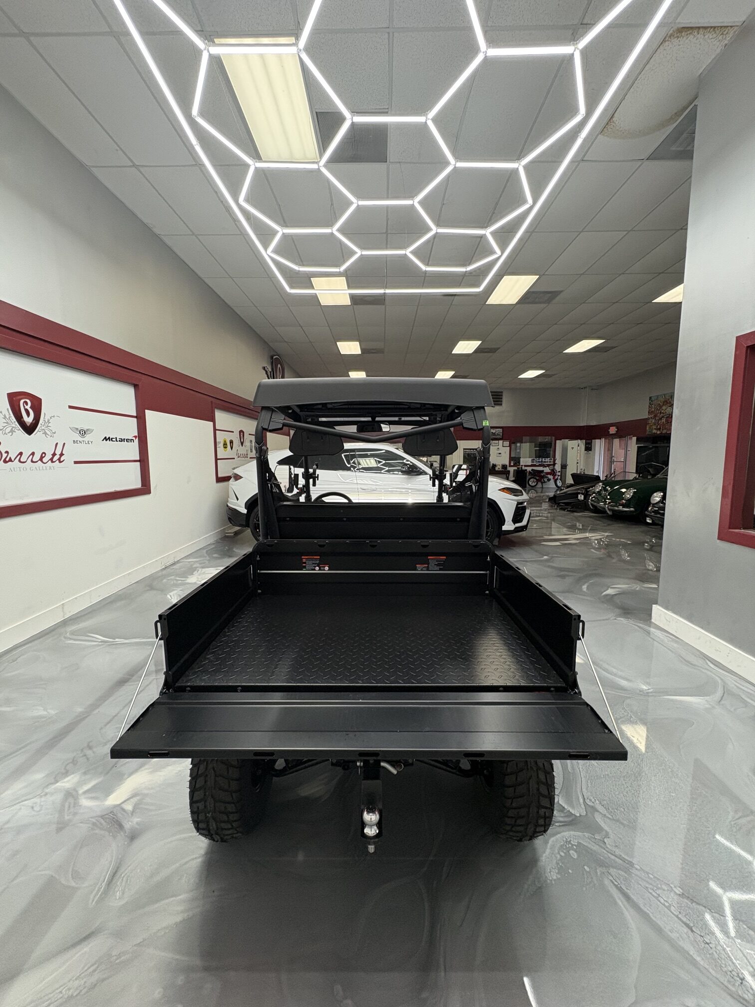 
								2026 VLCN MN1 Tradesman full									