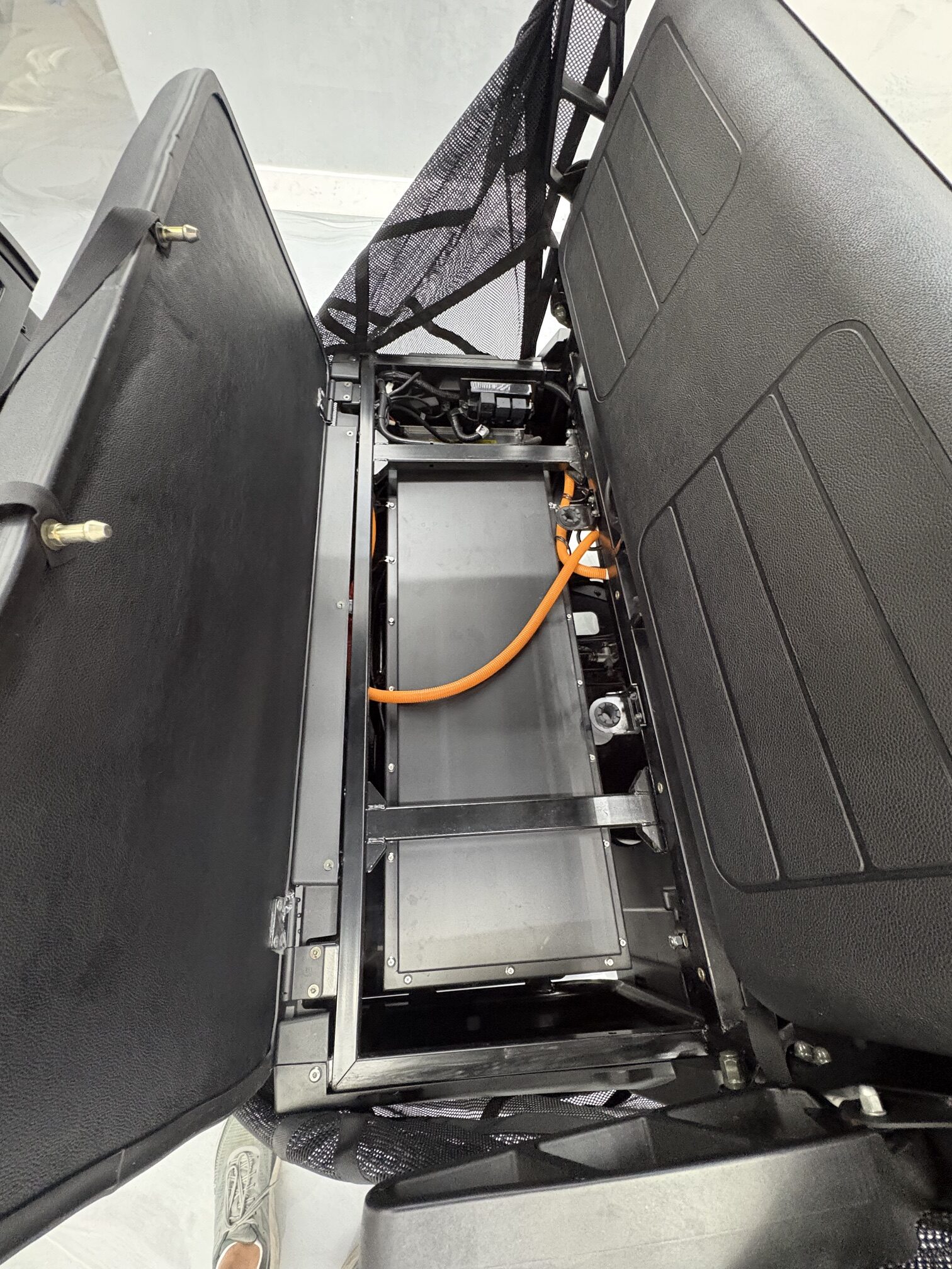 
								2026 VLCN MN1 Tradesman full									